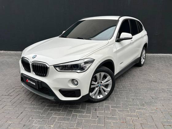 BMW X1 2.0 16V TURBO ACTIVEFLEX SDRIVE20I 4P AUTOMÁTICO BMW X1 2.0 16V TURBO ACTIVEFLEX SDRIVE20I 4P AUTOMÁTICO